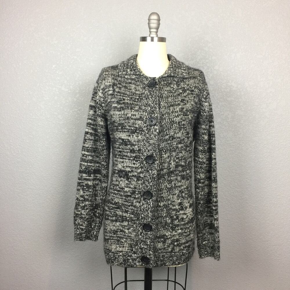 •Carol Rose• Black & Gray Mixed Knit Sweater